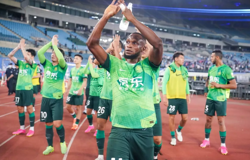  那不勒斯新帅首秀横扫升班马  
